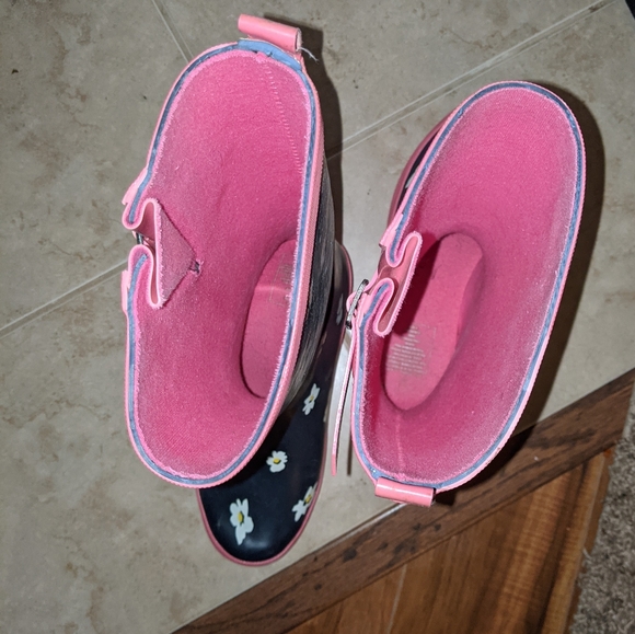 Girl's Rubber Boots - Picture 3 of 3
